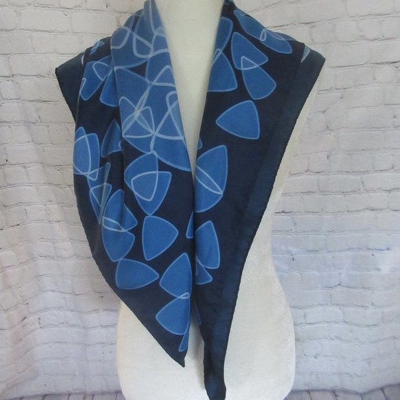 Heesen Italian Silk Scarf Blue Boomerang Design - Picture 4 of 9